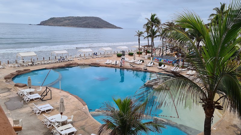 Costa de Oro Beach Hotel-5