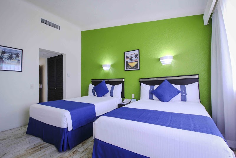 Aquamarina Beach Hotel Cancún-2