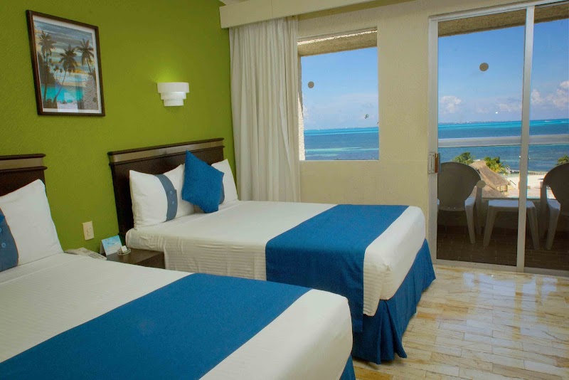 Aquamarina Beach Hotel Cancún-4