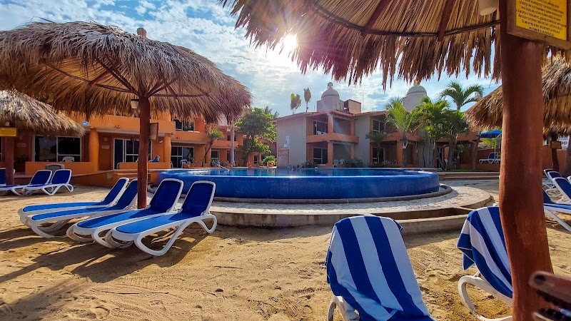 Hotel Villa Mexicana Zihuatanejo-3