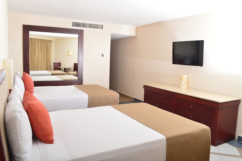 Park Royal Beach Ixtapa-2