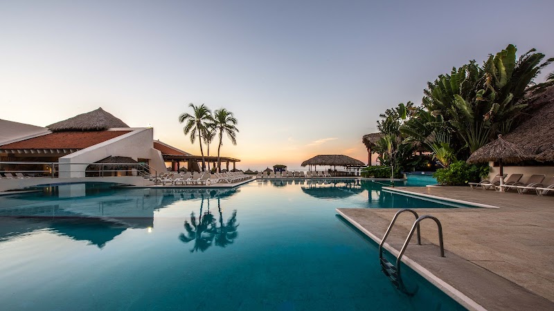 Park Royal Beach Ixtapa-3