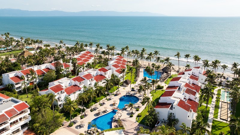 Marival Emotions Resort & Suites