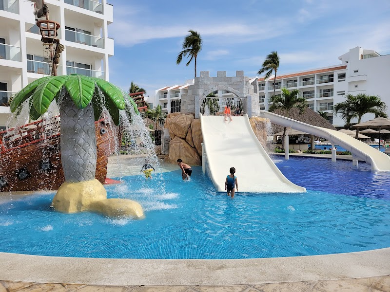 Marival Emotions Resort & Suites-3