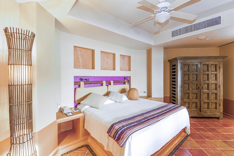 Hilton Grand Vacations Club Zihuatanejo Mexico-5