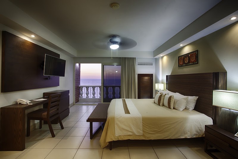 Costa Sur Resort & Spa Puerto Vallarta-2